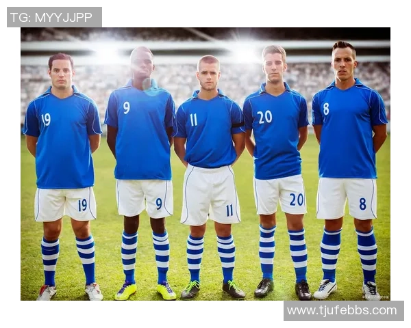 长得像的足球球星是谁 揭秘那些面孔相似的绿茵场明星